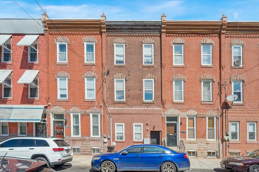 8 MULTI FAMILY NEAR TEMPLE HOSPITAL portefeuille de 5 biens à vendre sur LoopNet.fr - Photo de l’immeuble – Image 2 sur 19
