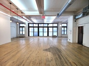 19-21 W 36th St, New York, NY à louer Photo intérieure– Image 1 sur 9