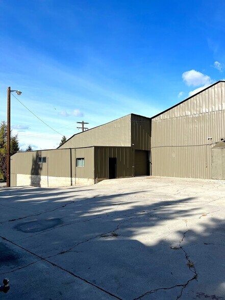 1260 Lower Sunnyslope Rd, Wenatchee, WA à louer - Photo de l’immeuble – Image 3 sur 19