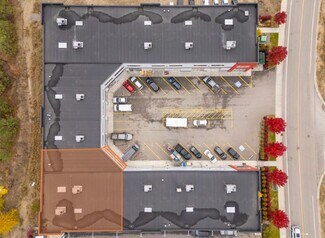 Plus de détails pour 1945 Pier Mac Way, Kelowna, BC - Industriel/Logistique à louer