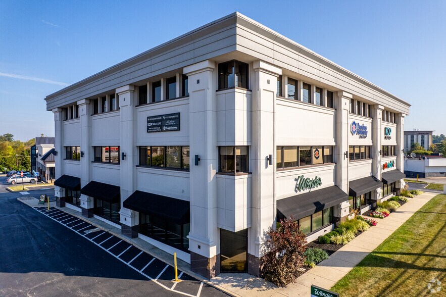 600 W DeKalb Pike, King Of Prussia, PA à louer - Photo de l’immeuble – Image 2 sur 7