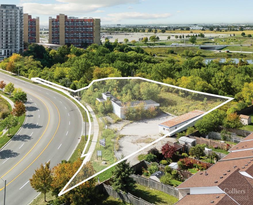 750 Queens Plate Dr, Toronto, ON à vendre Photo principale– Image 1 sur 4