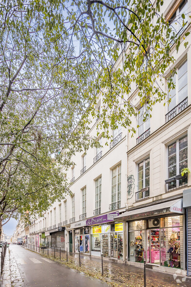 29 Boulevard Saint-Martin, Paris à louer - Photo de l’immeuble – Image 2 sur 5