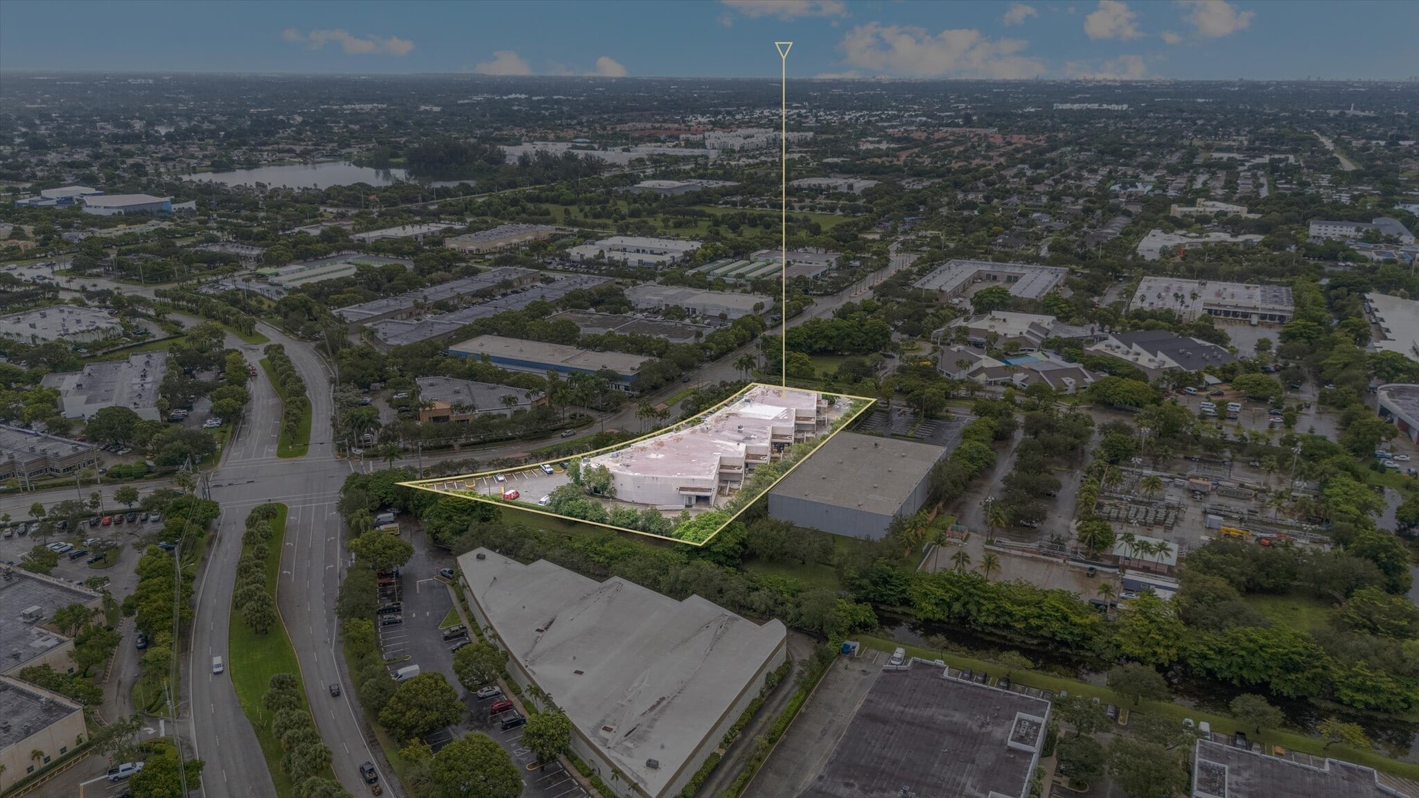 10300-10380 NW 53rd St, Sunrise, FL à louer Photo intérieure– Image 1 sur 22