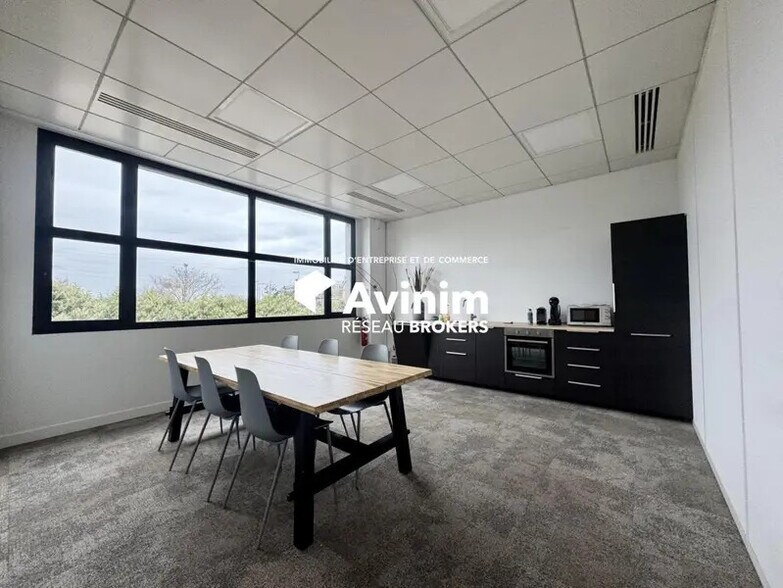Bureau dans Gennevilliers à louer - Photo intérieure – Image 2 sur 5