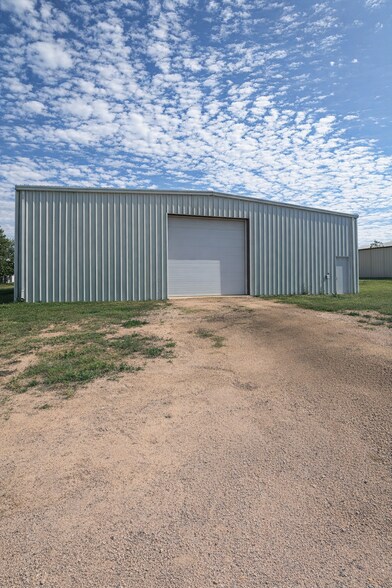 35801 Pacific Ave, Galeton, CO à vendre - Photo de l’immeuble – Image 2 sur 8