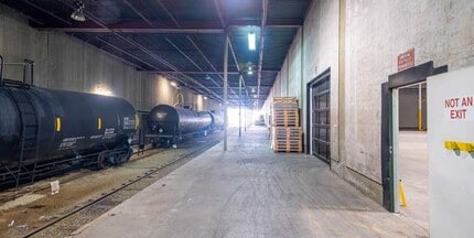 927 Derwent Way, Delta, BC à louer Photo intérieure– Image 2 sur 2