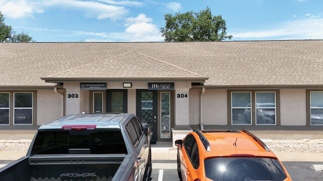 8700 Menchaca Rd, Austin, TX à louer - Photo de l’immeuble – Image 2 sur 61