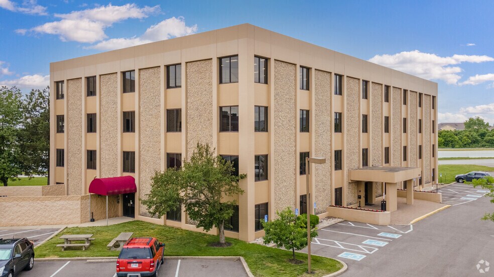 6520 Poe Ave, Dayton, OH à vendre - Photo principale – Image 1 sur 5