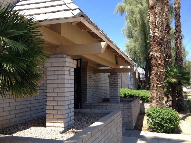 12020 N 35th Ave, Phoenix, AZ à louer - Photo de l’immeuble – Image 3 sur 5