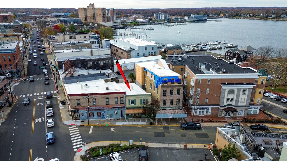 5 Wharf Ave, Red Bank, NJ à louer - Photo de l’immeuble – Image 3 sur 3