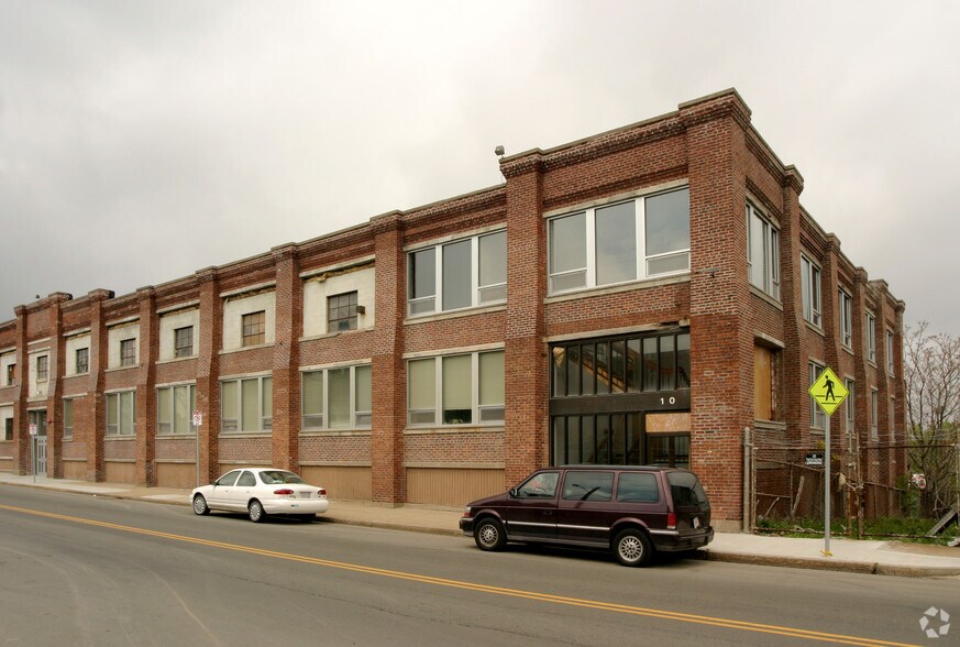 102-140 Condor St, East Boston, MA à louer - Photo principale – Image 1 sur 2