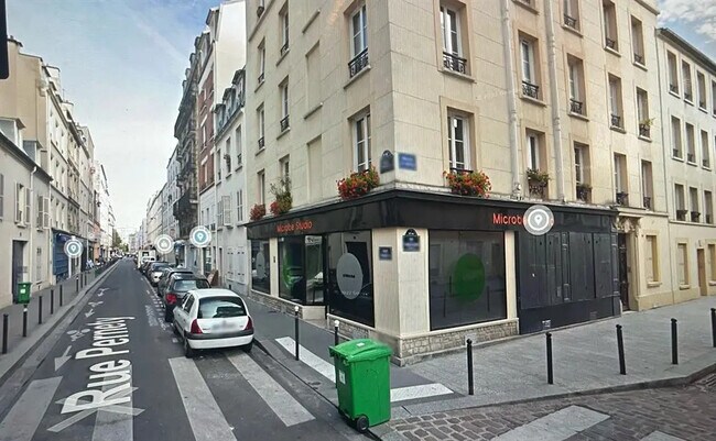 Plus de détails pour Local commercial à louer