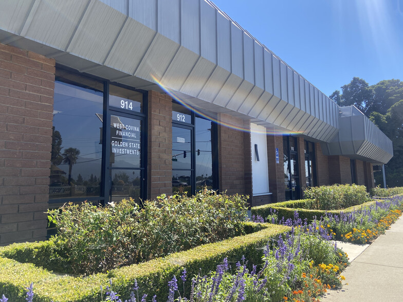 400-424 S Grand Ave, Covina, CA à louer - Photo de l’immeuble – Image 2 sur 9