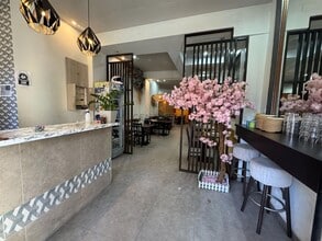 Local commercial dans Badalona, Barcelona à louer Photo intérieure– Image 2 sur 14