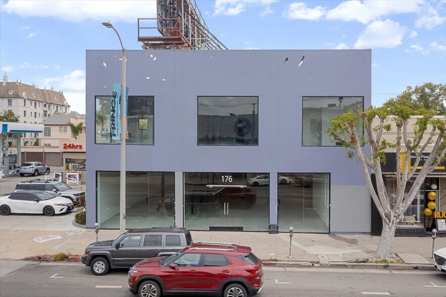 176 N La Brea Ave, Los Angeles, CA à vendre - Photo de l’immeuble – Image 1 sur 28