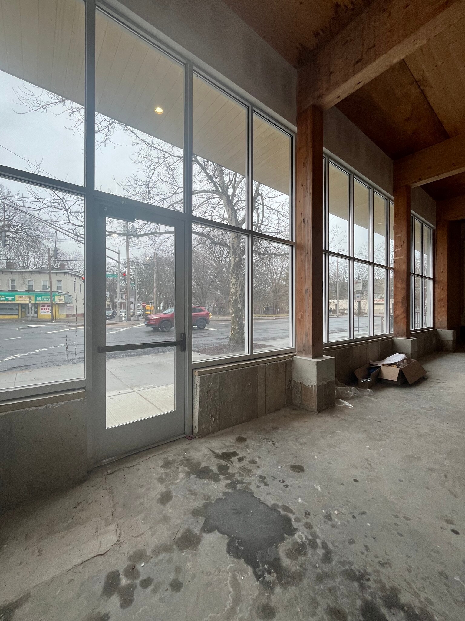 340 Dixwell Ave, New Haven, CT à louer Photo intérieure– Image 1 sur 5