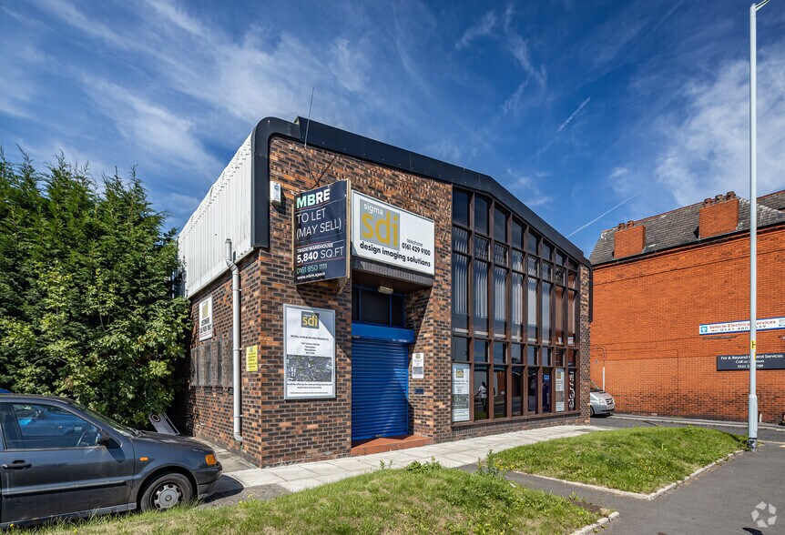 164-174 Higher Hillgate, Stockport à louer - Photo de l’immeuble – Image 3 sur 6