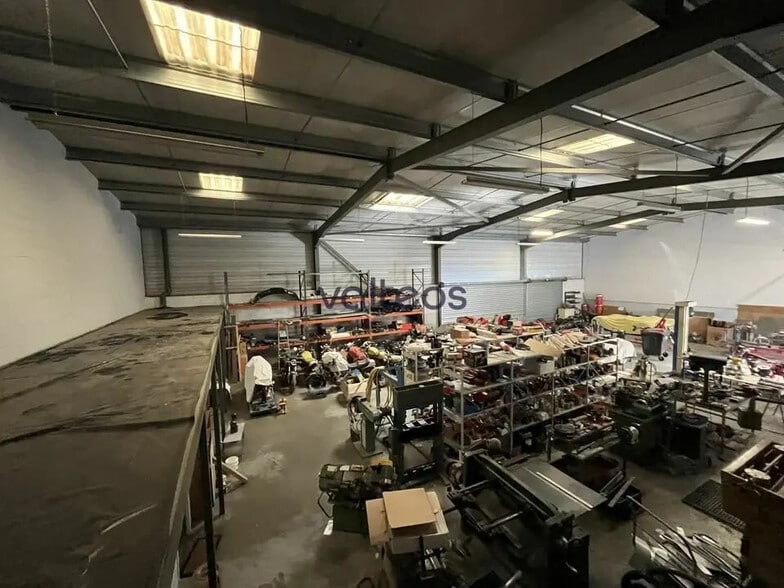 Local d’activités dans Cugnaux à louer - Photo intérieure – Image 2 sur 4