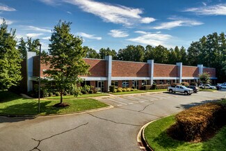 Plus de détails pour 11845 Vanstory Dr, Huntersville, NC - Local d'activités à louer