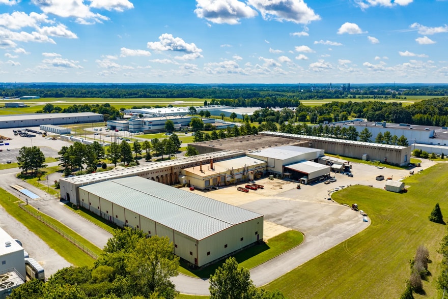 1300 Industrial Park Dr, Tuscaloosa, AL à vendre - Photo principale – Image 1 sur 3