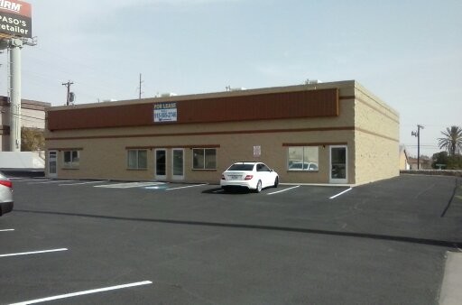 5848 Gateway Blvd E, El Paso, TX à louer - Photo de l’immeuble – Image 1 sur 20