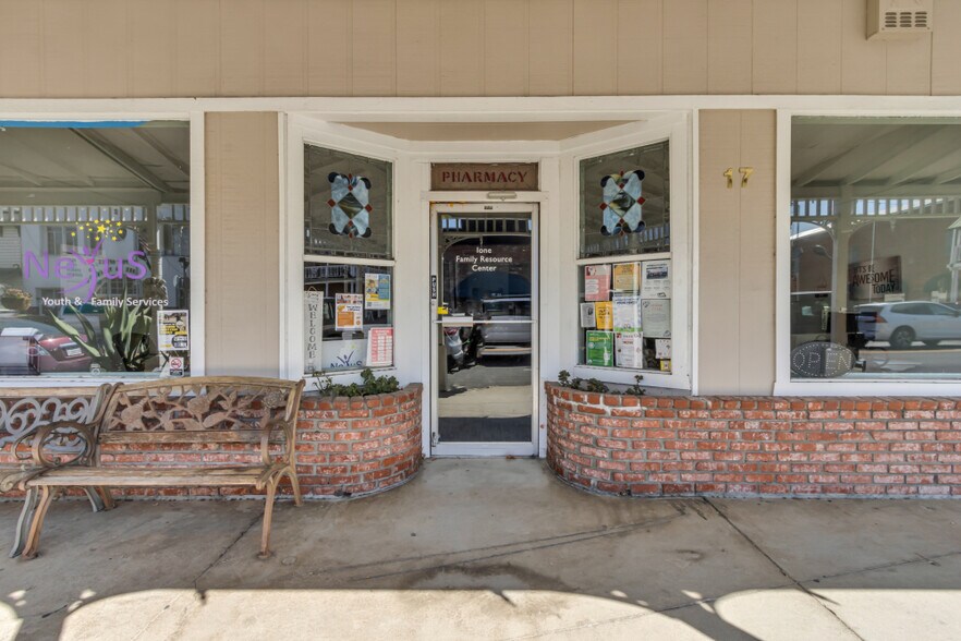 15 W Main St, Ione, CA à vendre - Photo de l’immeuble – Image 2 sur 13