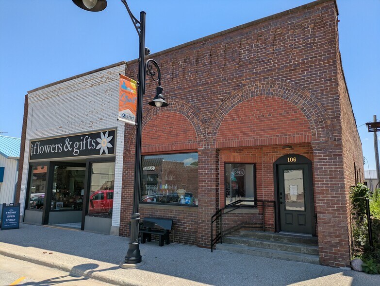 106 NE 2nd St, Stuart, IA à vendre - Photo de l’immeuble – Image 2 sur 25