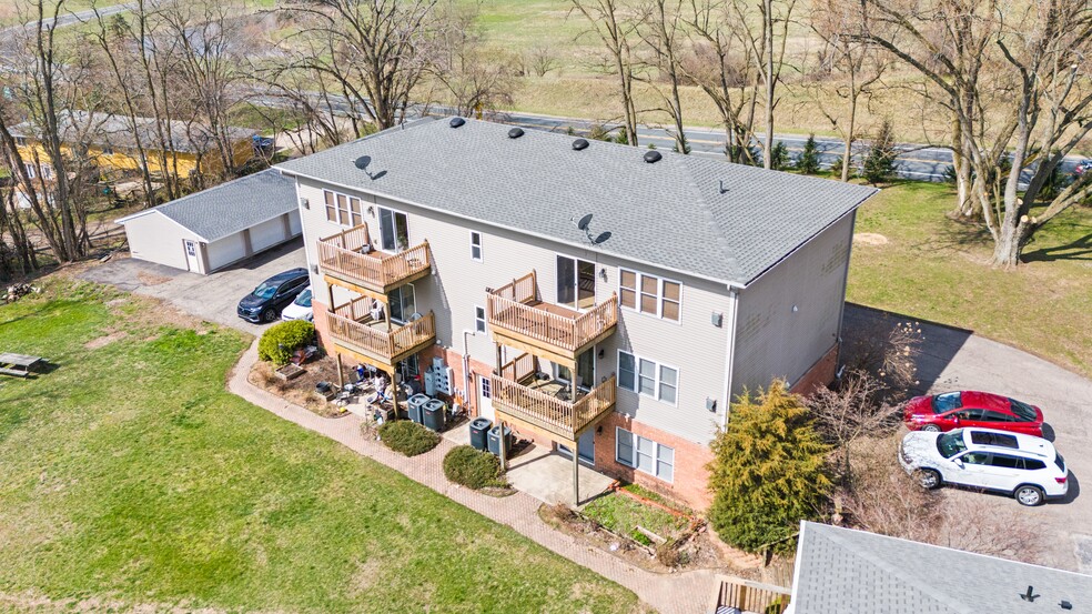 6270 Deans Hill Rd, Berrien Center, MI à vendre - Photo de l’immeuble – Image 3 sur 28