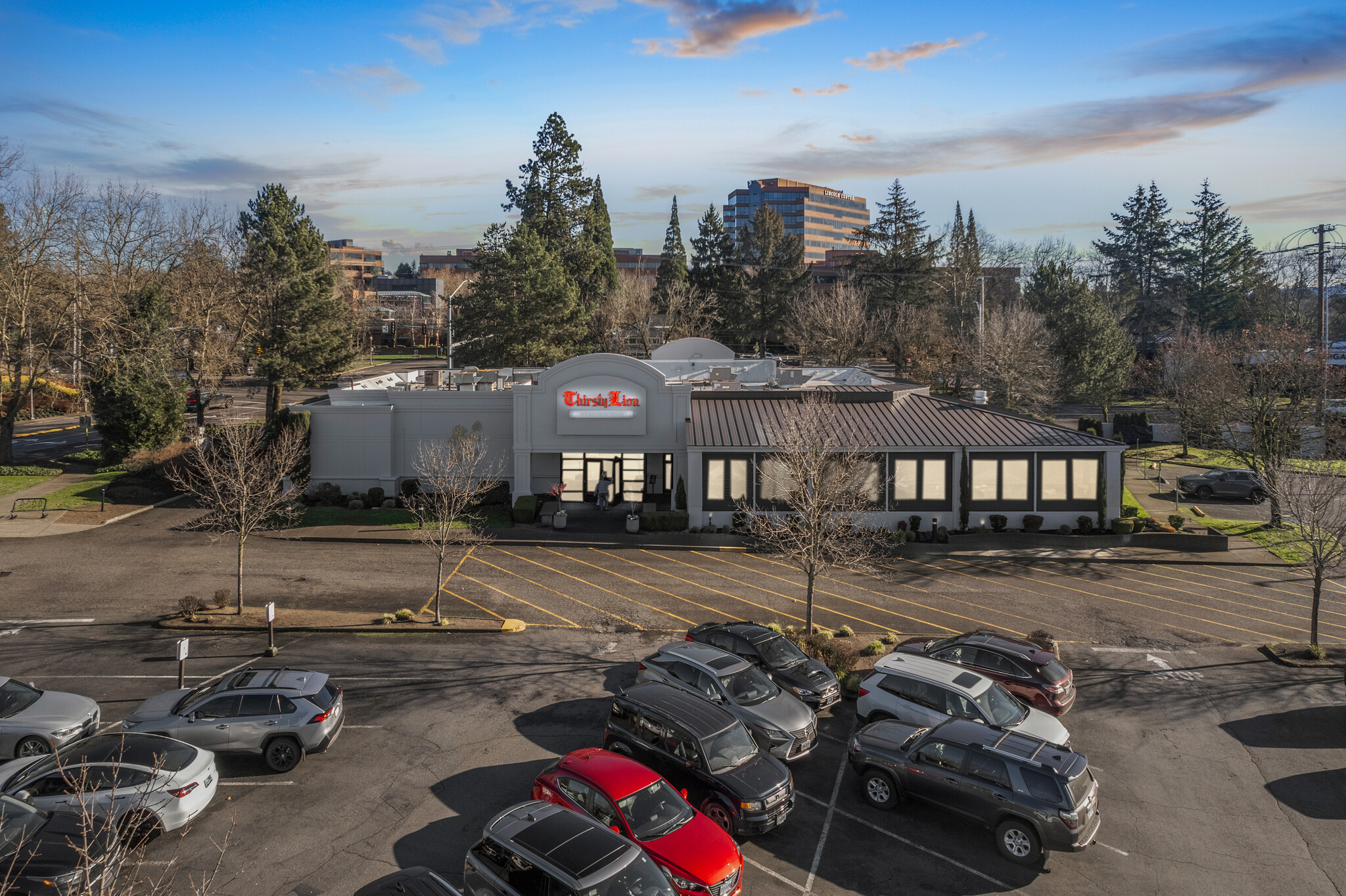 10205 SW Washington Square Rd, Portland, OR à vendre Photo de l’immeuble– Image 1 sur 15