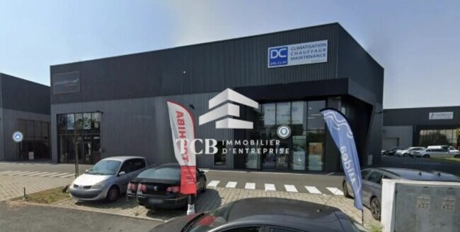 Plus de détails pour 3 Boulevard Des Bretonnières, SAINT-BARTHELEMY-D'ANJOU - Local d'activités à louer