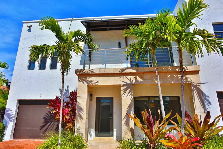 1121 Bel Air Dr, Highland Beach, FL à vendre - Photo de l’immeuble – Image 2 sur 26