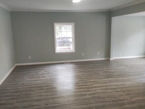 3332B Leesburg Rd, Columbia, SC à louer Photo de l’immeuble– Image 2 sur 12