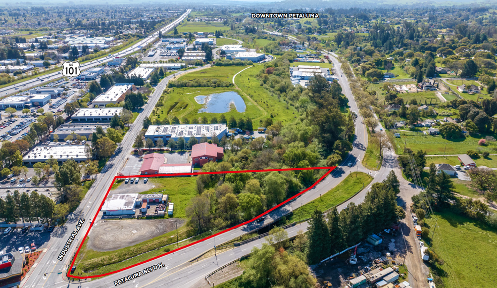 1375 Industrial Ave, Petaluma, CA à louer - Aérien – Image 2 sur 11