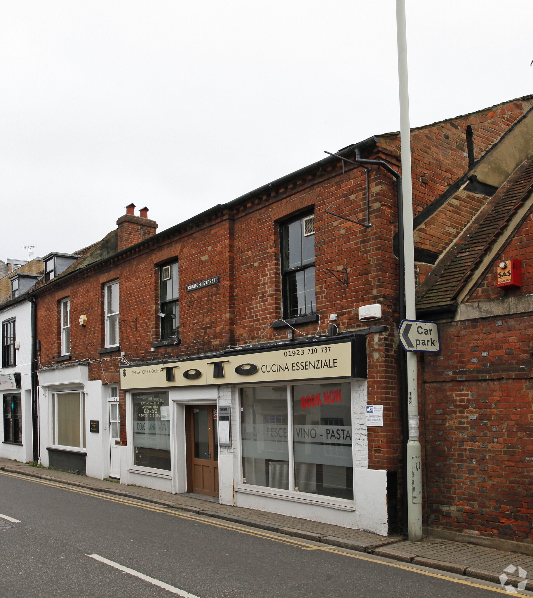 27 Church St, Rickmansworth à louer Photo principale– Image 1 sur 3