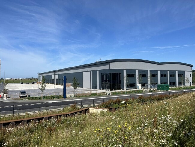 Plus de détails pour Cecil Pashley Way, Shoreham By Sea - Industriel/Logistique à louer
