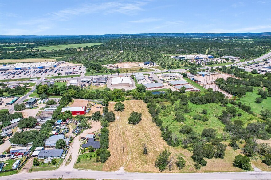 2904 Nature Heights Dr, Marble Falls, TX à vendre - Photo de l’immeuble – Image 3 sur 10