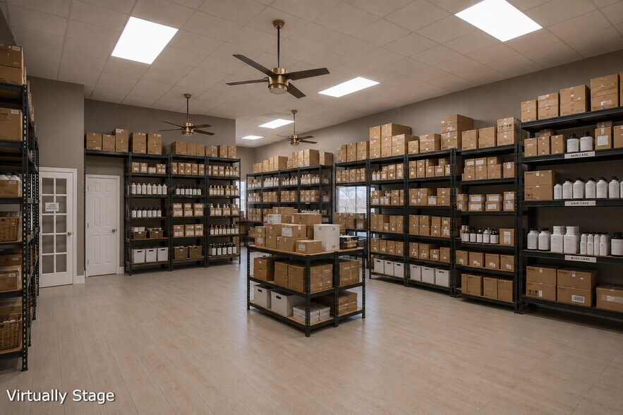 24551 Production Cir, Bonita Springs, FL à louer - Photo intérieure – Image 1 sur 38