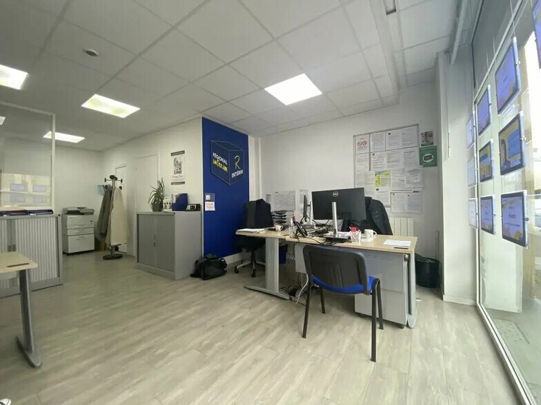 Local commercial dans Le Havre à vendre - Photo de l’immeuble – Image 2 sur 4