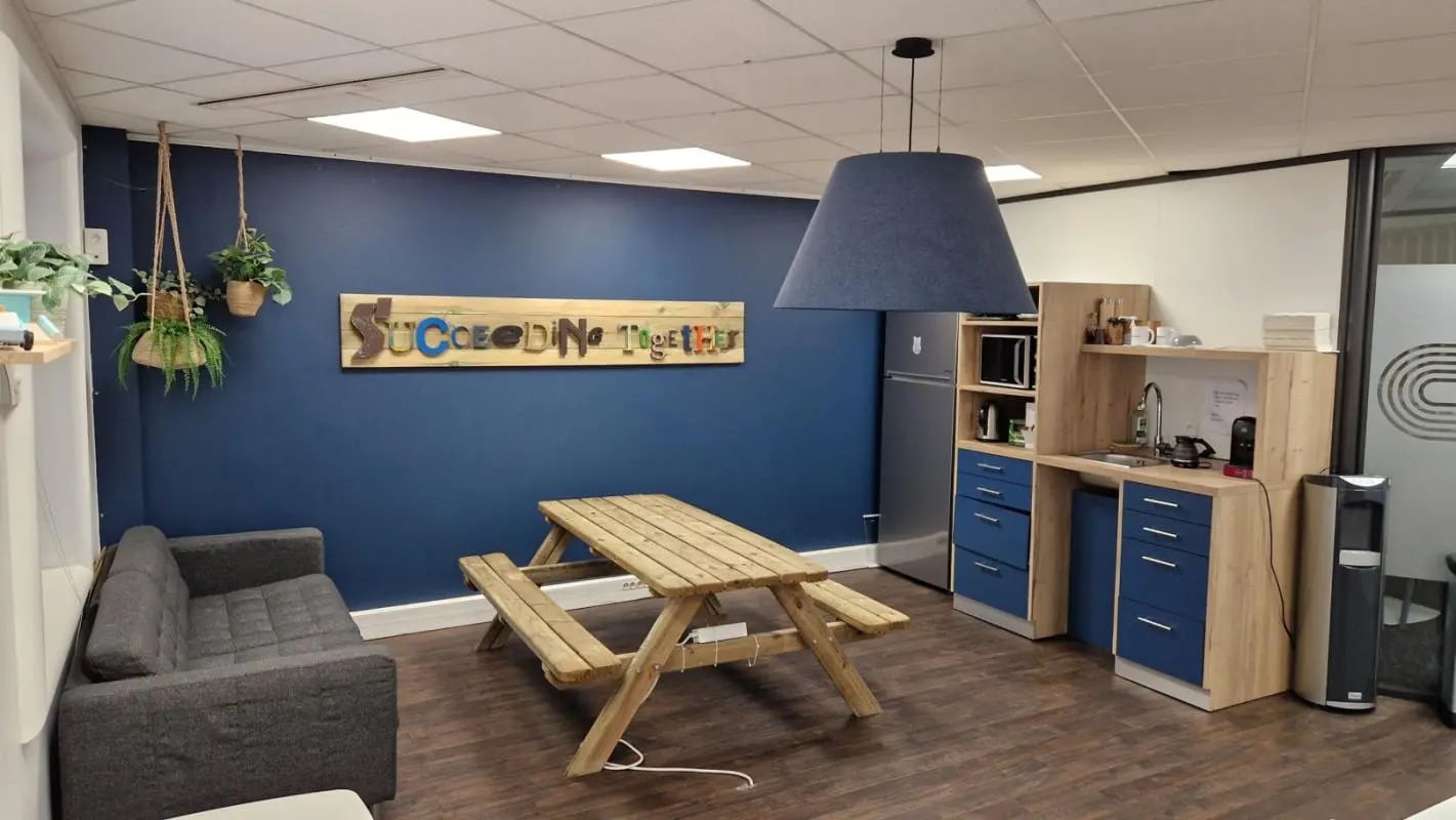 4 Place Des Vosges, Courbevoie à louer Photo de l’immeuble– Image 1 sur 12