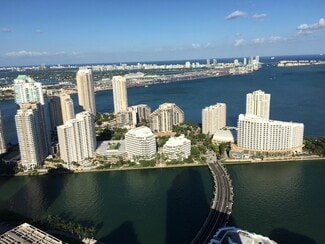 Plus de détails pour 520 Brickell Key Dr, Miami, FL - Bureau à louer
