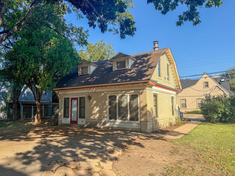 1808 Rose St, Wichita Falls, TX à louer - Photo de l’immeuble – Image 2 sur 28