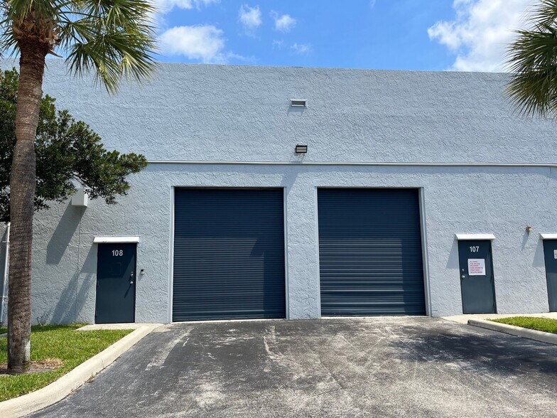 1000 Clint Moore Rd, Boca Raton, FL à louer - Photo de l’immeuble – Image 2 sur 9
