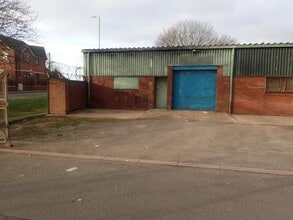 Slacky Ln, Walsall à louer Photo de l’immeuble– Image 2 sur 5