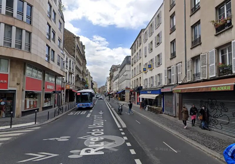 Local commercial dans Paris à louer - Photo de l’immeuble – Image 2 sur 2