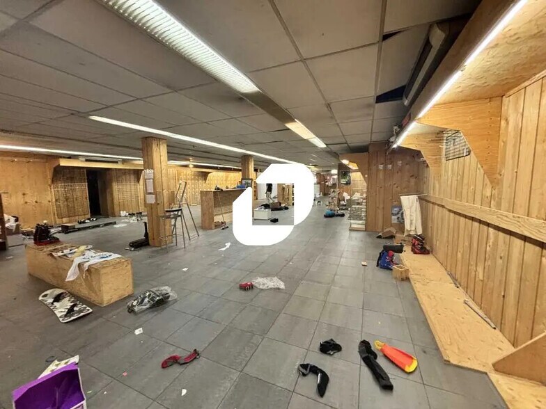 Local commercial dans Bordeaux à vendre - Photo intérieure – Image 2 sur 10