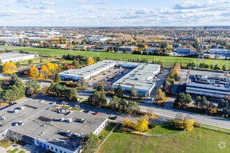 2405 St Laurent Blvd, Ottawa, ON - VUE AÉRIENNE  vue de carte
