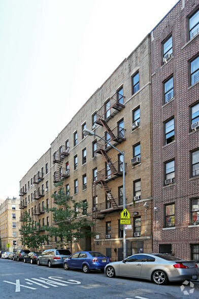 72-82 Ellwood Street portefeuille de 2 biens à vendre sur LoopNet.fr - Photo principale – Image 2 sur 3