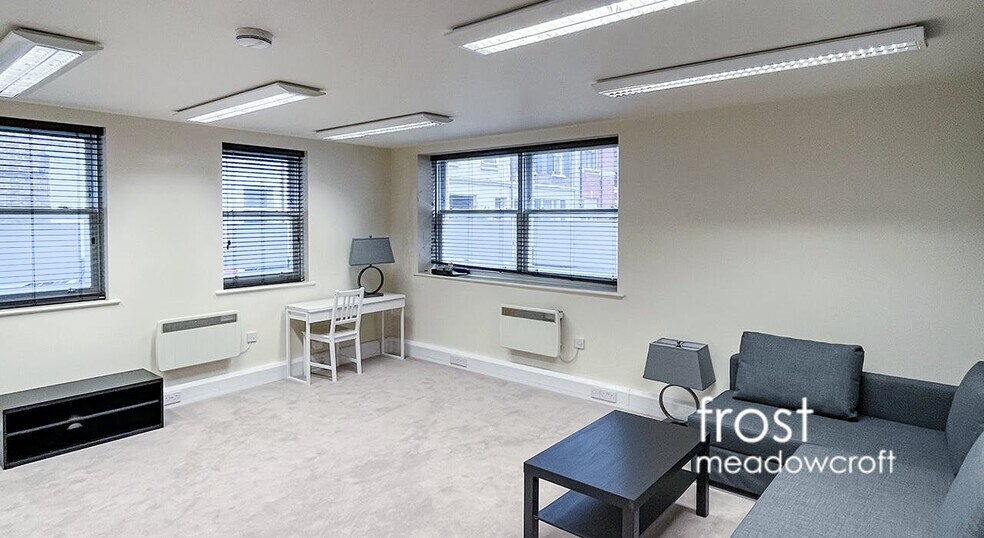 10 Hornton St, Londres à louer - Photo intérieure – Image 3 sur 5