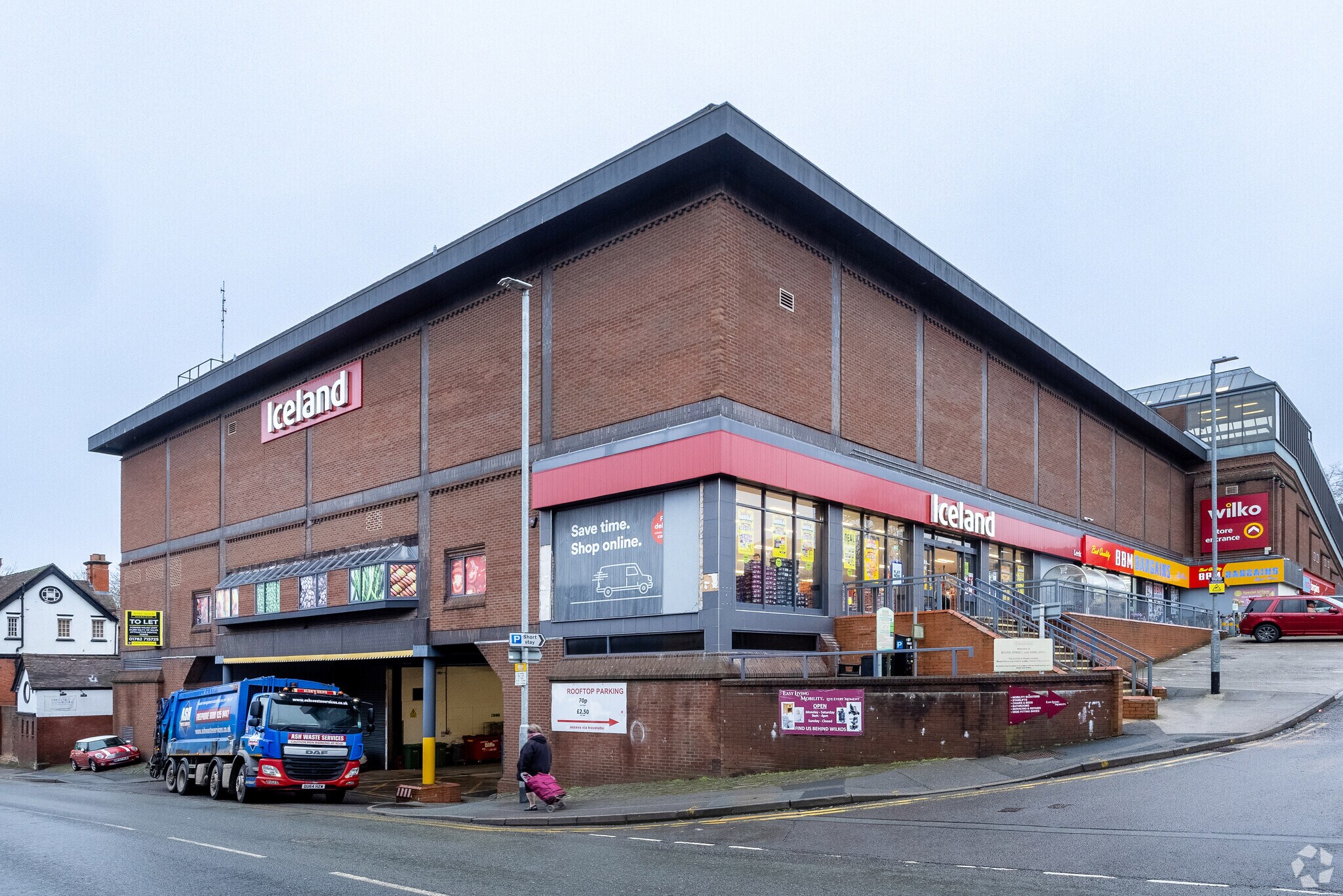 Brook St, Leek à louer Photo principale– Image 1 sur 3